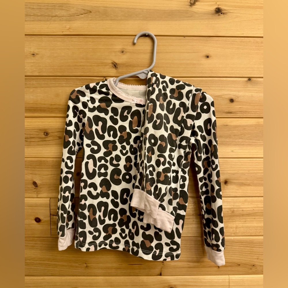 Milkberry 3T Bamboo Blend Stetchy Leopard Animal Print Long Sleeve Pajama Set